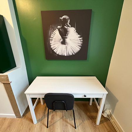 24 Chic & Cosy Grand Appart 88M2 Parking Gratuit Hypercentre Netflix Saint-Etienne  Exterior foto